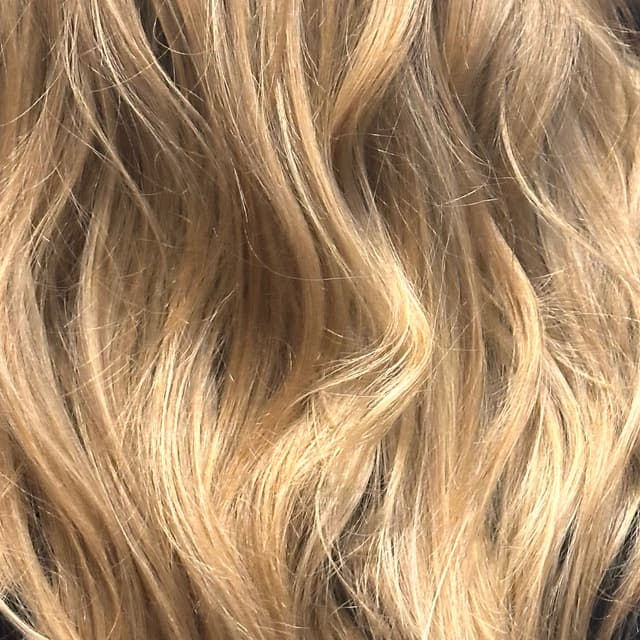 Blonde Club at Van's Chair in Phx, AZ